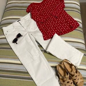 NYDJ White Ankle Jeans, Size 10 Like new.